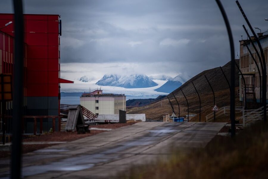 From Longyearbyen photo tour: Mysterious Barentsburg - Why Barentsburg makes such a powerful photo subject