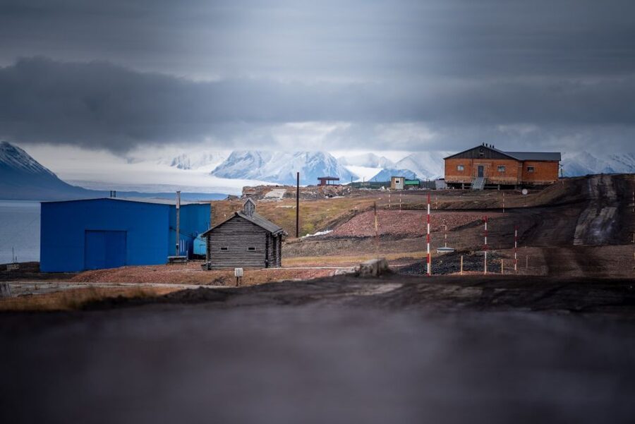 From Longyearbyen photo tour: Mysterious Barentsburg - From Longyearbyen to the fjords by ship