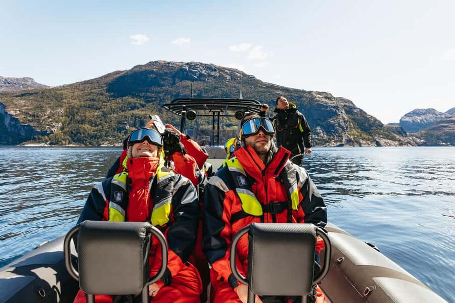 From Stavanger: Lysefjord Sightseeing RIB Boat Tour - The first 30 minutes: leaving Stavanger at speed