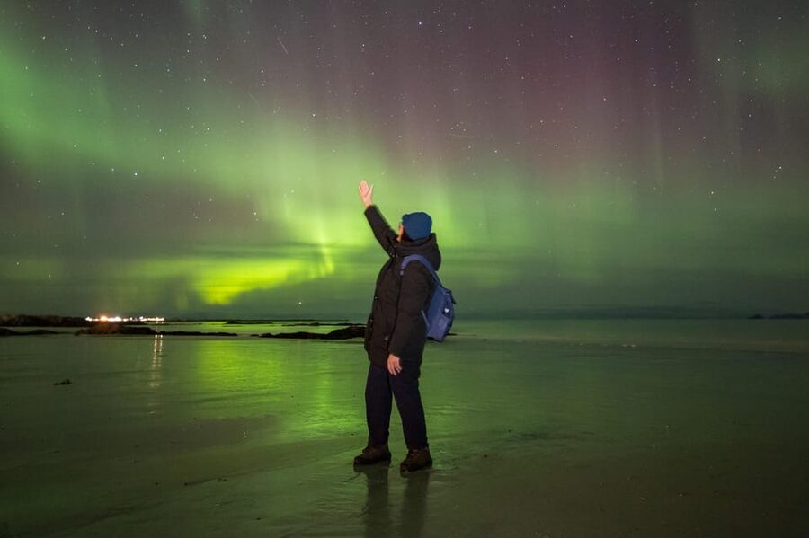 From Svolvaer: Private Northern Lights Search Trip - A guide who does more than point at the sky
