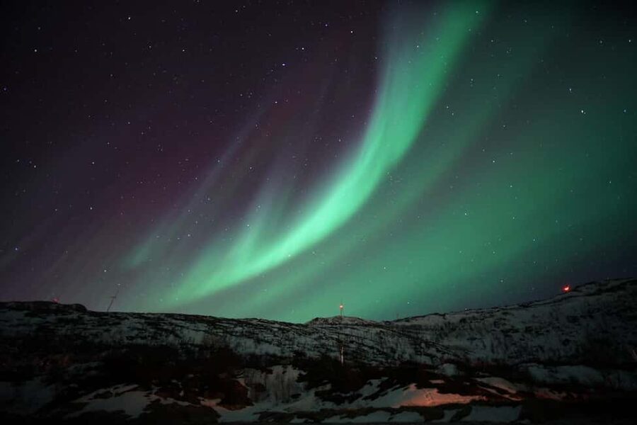From Tromsø: Aurora Bus Tour with Snacks, Photos, and Drinks - Waiting for the Northern Lights