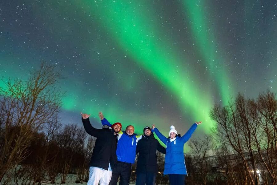 From Tromsø: Aurora Minibus Chase with Portrait and Hot Meal - Key points to know before booking
