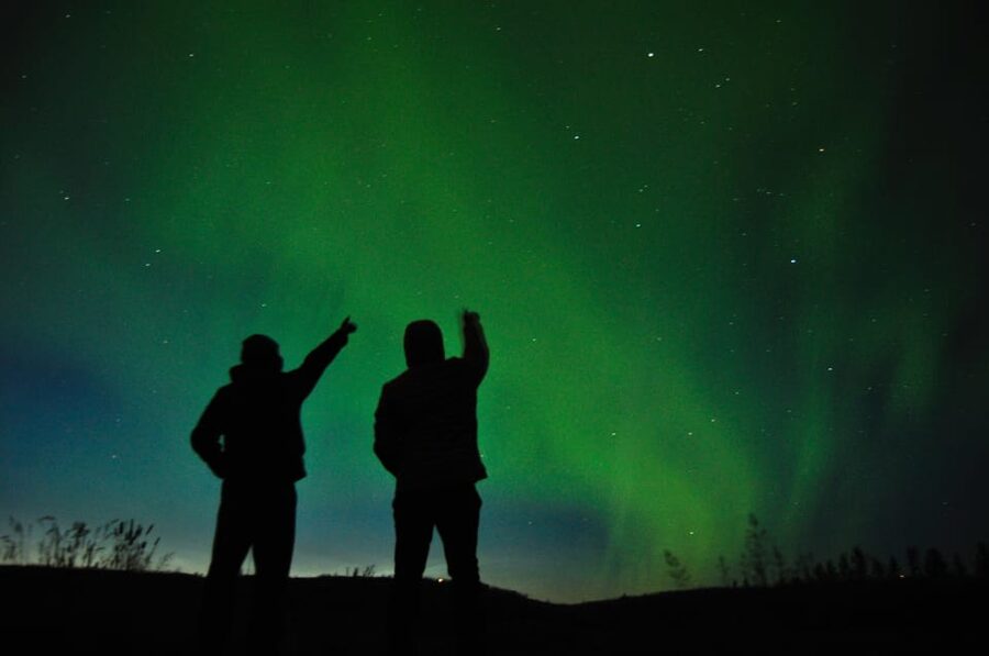 From Tromsø: Aurora Snowshoe Hike - Starting at Clarion Hotel The Edge