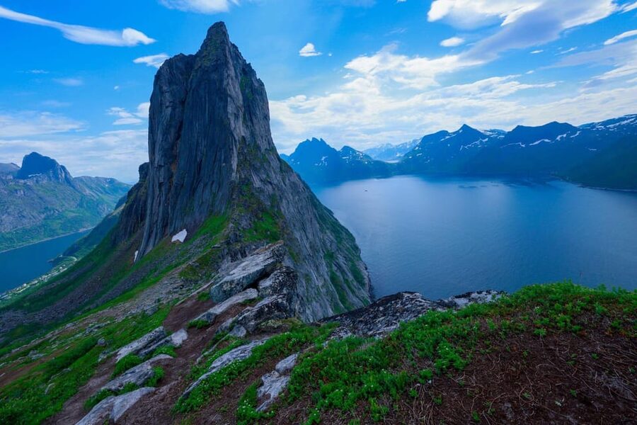 From Tromsø:（Chinese）Senja Day Trip - The early drive through Kvaløya