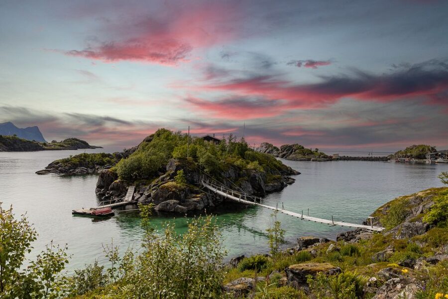 From Tromsø: Senja and Kvaløya Arctic Day Trip with Lunch - Is $323 good value?