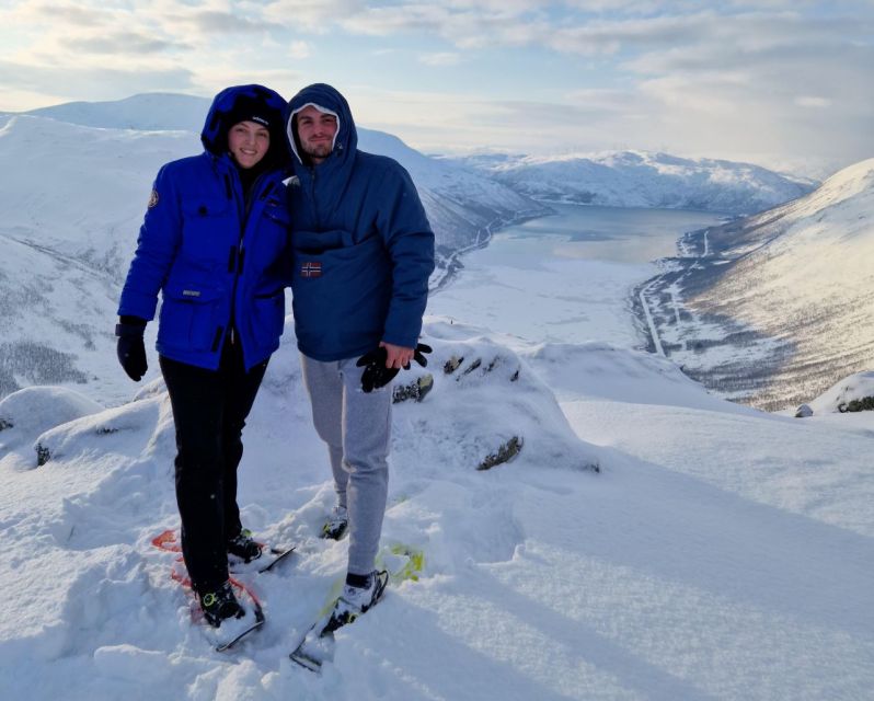 From Tromsø: Snowshoe Hike in the Arctic - Three hours among mountains and fjords