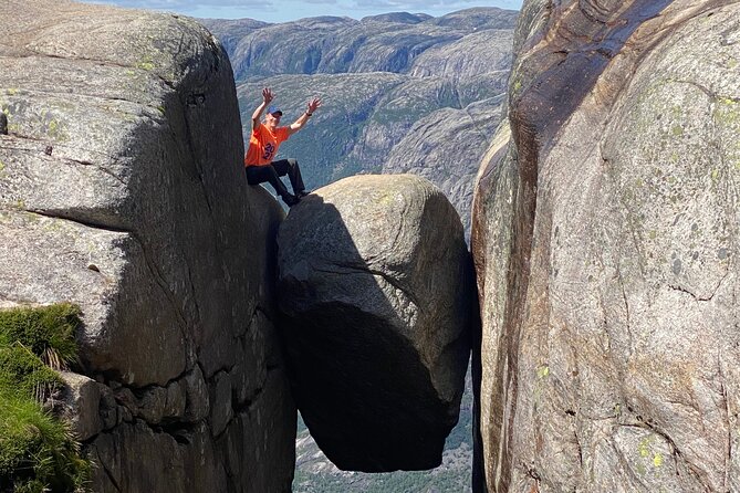 Full Day Hiking Adventure from Bergen to Trolltunga - Reaching the Trolltunga rock ledge