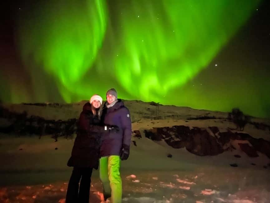 Full Night Magic of the Arctic Lights in Tromso - Leaving Tromsø after dark