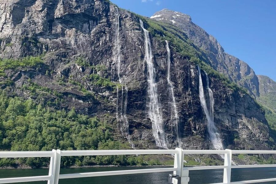 Geiranger Fjord Boat Tour with Waterfall Tasting - Boarding at Geiranger Hurtigbåtkai