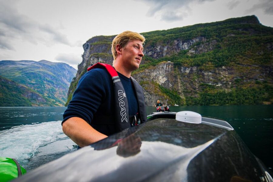 Geiranger: Guided Geirangerfjord Boat Tour - From Geiranger to the first open stretch