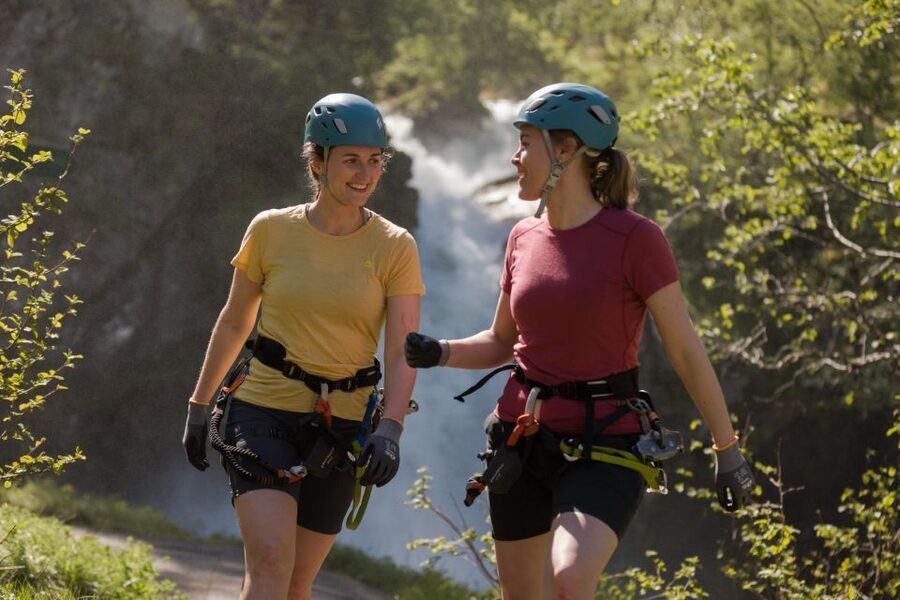 Geiranger: Rappelling tour with epic view - Who should book this Geiranger adventure