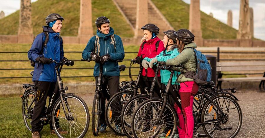 Guided E-Bike Tour in Haugesund: city, vikings, Rising Tides - Weather, clothing, and practical comfort