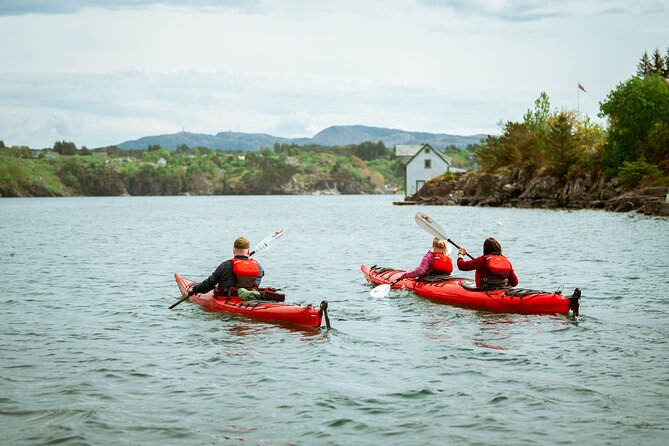Guided Kayak Tour Bergen - Paddling among the Øygarden islets