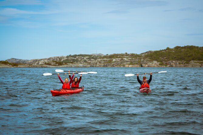 Guided Kayak Tour Bergen - Learning the basics before you paddle