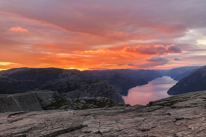 Guided sunrise hike to Pulpit Rock Preikestolen - Who should book this sunrise hike?