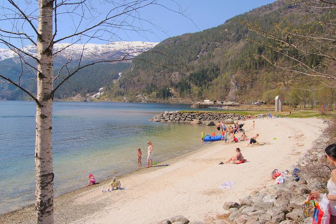 GUIDED TOUR: Secrets of the Fjords - the Osterfjord and Mo, 6.5 hours - Mostraumen, where the fjords narrow
