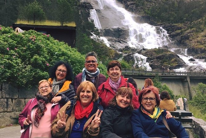 Haugesund Shore Excursion: Åkrafjorden & Langfoss waterfall - Expect a large group and a guide-led day
