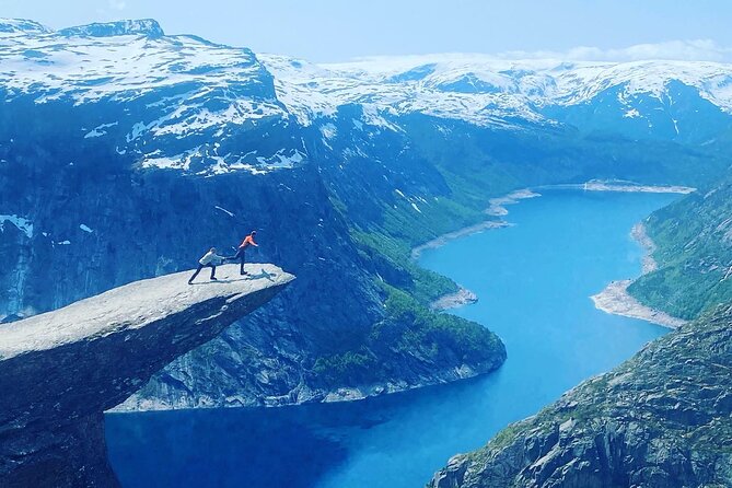 Helicopter Over Trolltunga and Waterfall Sightseeing from Bergen - Lunch near Hardangerfjord and the route to Kinsarvik