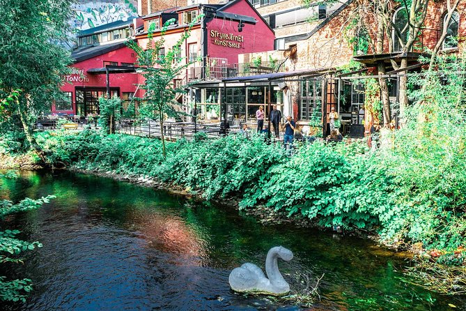Hipstoric Grünerløkka Private Walking Tour - From Youngstorget to the city’s political heart