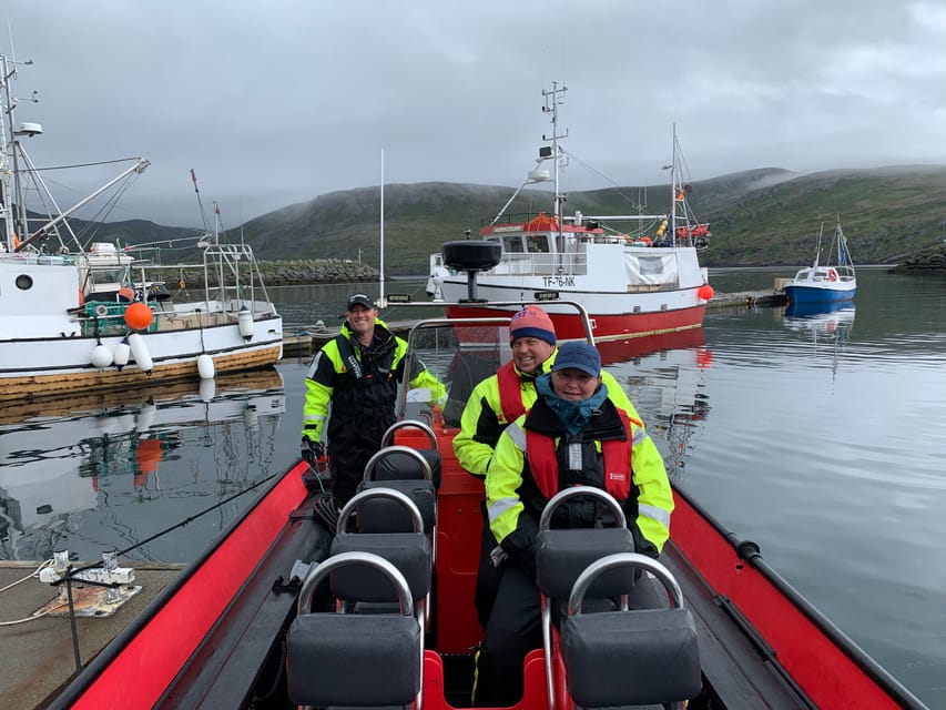 Honningsvåg: North Cape King Crab & Arctic Wildlife Safari - Nordvågen, a Working Fishing Village