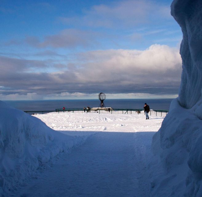 Honningsvåg: North Cape Winter Excursion with Entry Ticket - The winter road from Honningsvåg to the North Cape
