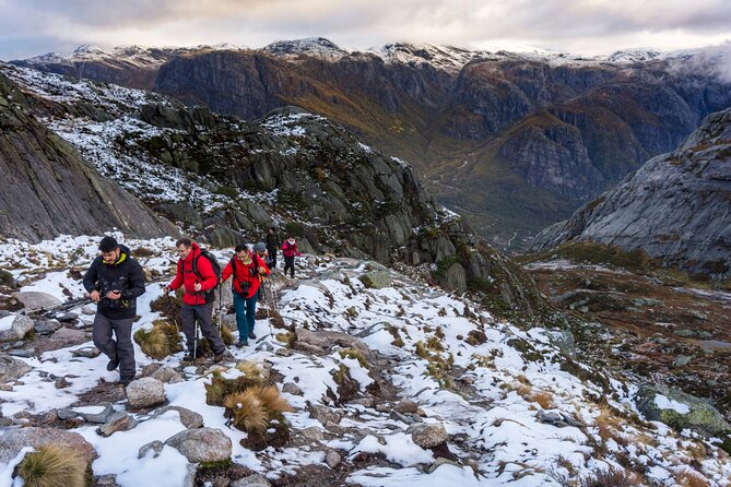 Kjerag Low-Season Hike + Packed Lunch - The three-hour climb to Kjeragbolten