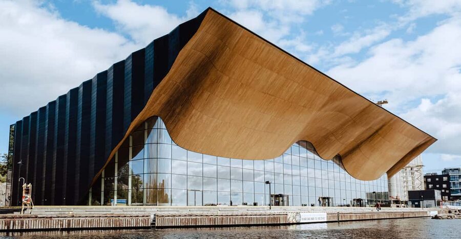 Kristiansand: Highlights Tour w/ Kristiansand Museum Ticket - Kristiansand Museum and its four historic districts