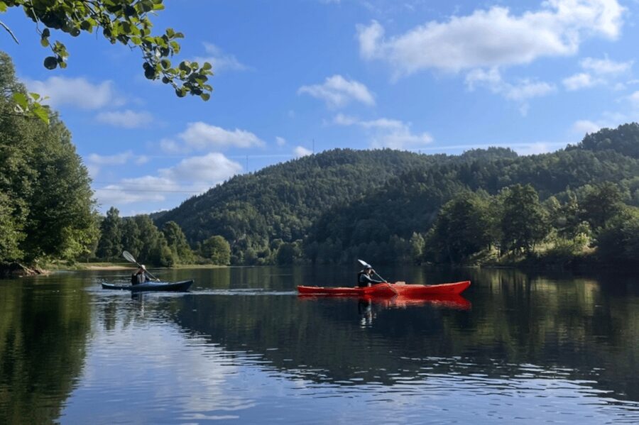 Kristiansand: Otra River Kayaking Adventure - Meeting the guide and reaching the launch point