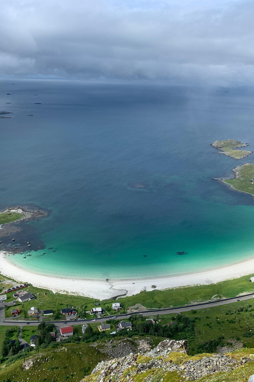 Leknes: 4 Hours Private Exclusive Car Sightseeing in Lofoten - Why a private four-hour drive works well in Lofoten