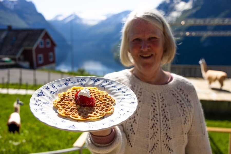 Ljøen, Hellesylt: Ljøen Farm Tour - Stories of four centuries of farm life