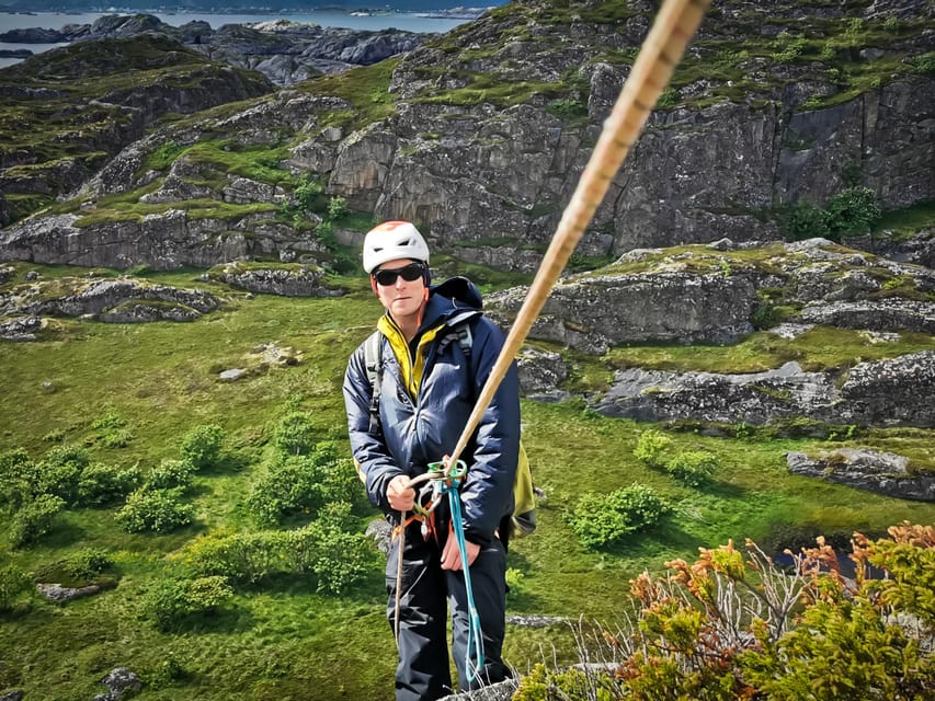 Lofoten: Full Day Combo tour, (kayaking and rappelling) - The short hike earns the high view