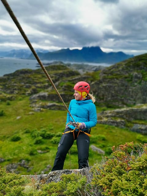 Lofoten: Full Day Combo tour, (kayaking and rappelling) - Paddling back by a different route