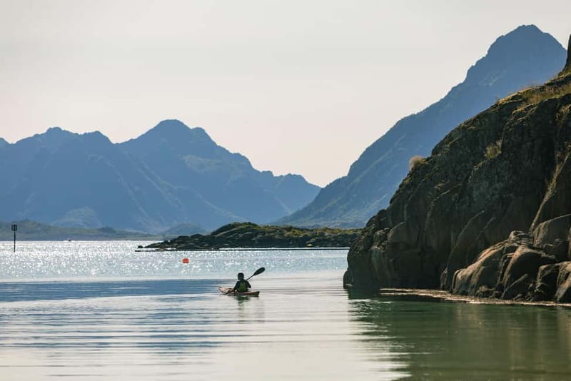 Lofoten: Guided Kayak Experience - Learning the basics before the scenery takes over