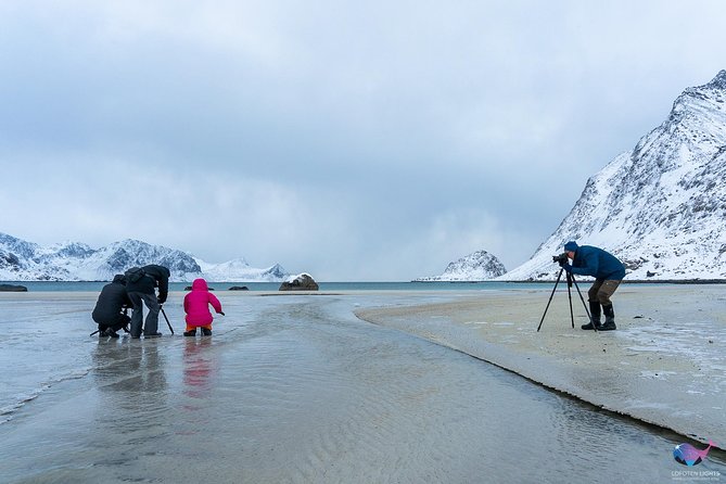 Lofoten Highlights Photo Tour - Henningsvær & Haukland - Henningsvær: the day’s main village stop