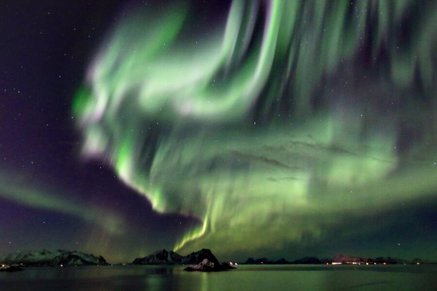 Lofoten: Northern Lights Tour with Photographer - Why Lofoten is a strong place to hunt the aurora