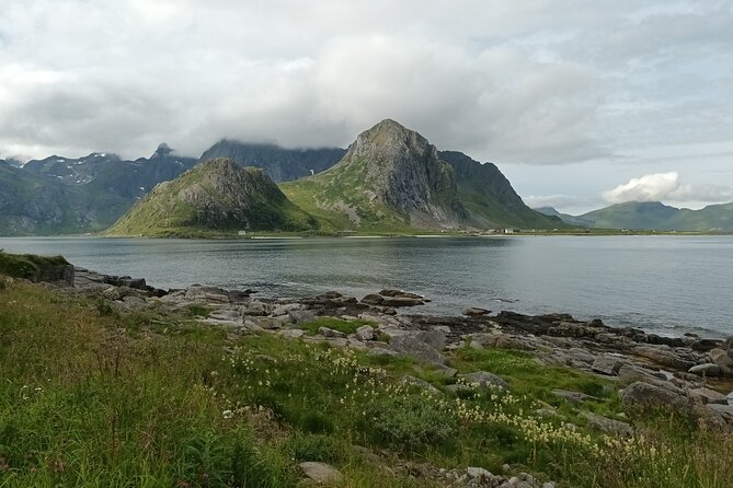 Lofoten VIP PRIVATE Tour from Leknes city / port - Hamnoy delivers the famous red cabins