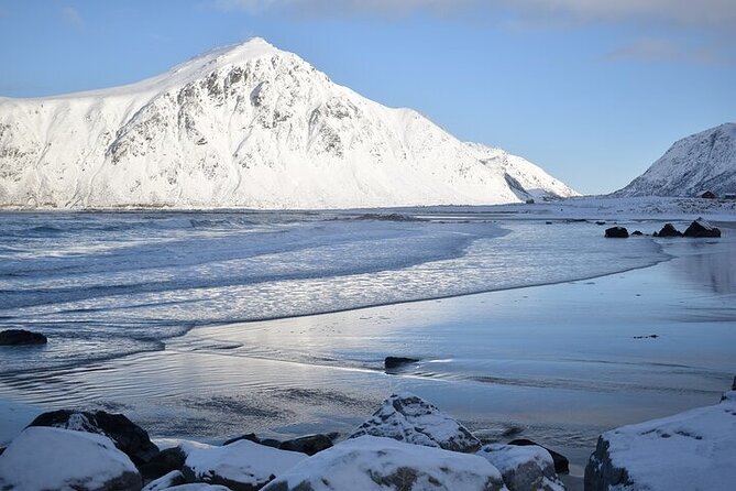 Lofoten VIP PRIVATE tour from Svolvaer - Flakstadpollen and the white beach at Ramberg