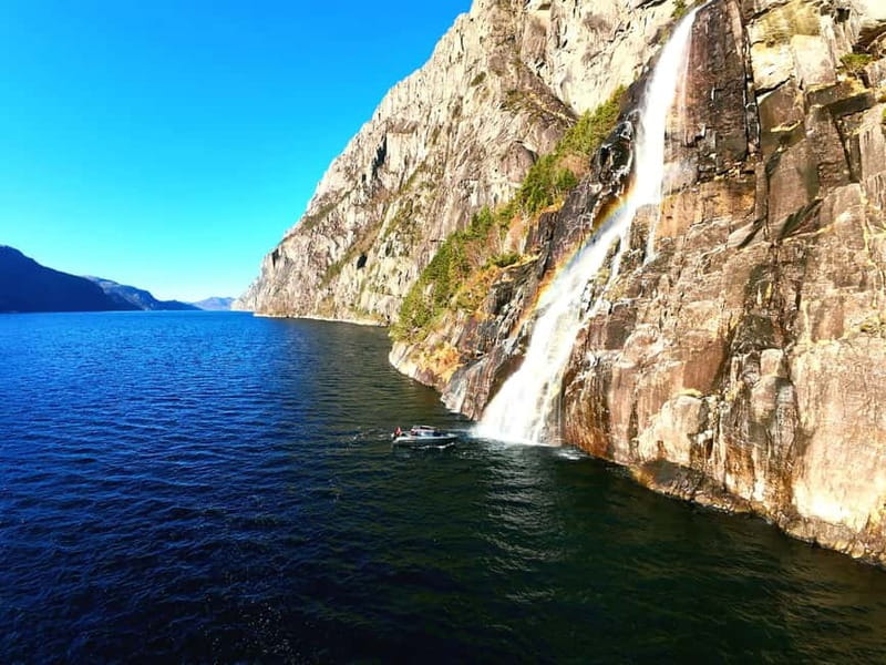 Lysefjord (Stavanger): Boattrip to Preikestolen from Forsand - A two-hour route through Norway’s famous fjord