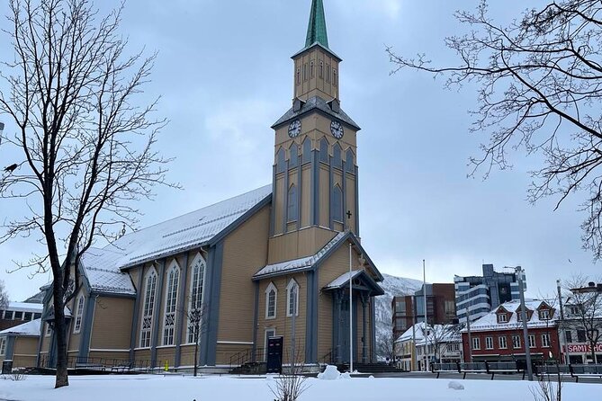 Midnight Concert in Tromsø Cathedral - What the 30-minute program includes