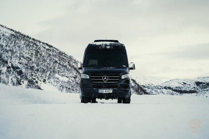Minibus Northern Lights Chase with Photography from Tromsø - Timing, cost, and who gets good value