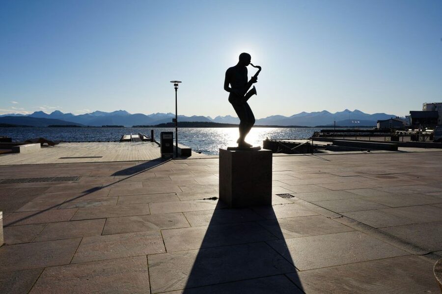 Molde: Atlantic Ocean Road and Tour of Bud Fishing Village - Eldhusøya and the road over the sea