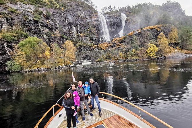 Mostraumen Private Pontoon Cruise - Weather, cancellation, and timing