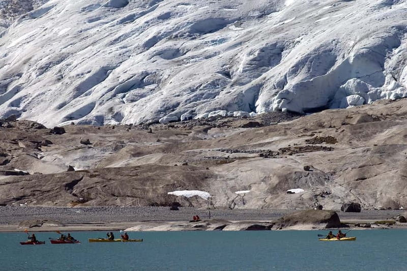 Nigards: Kayaking and Glacier Hike - What to pack for six hours outside