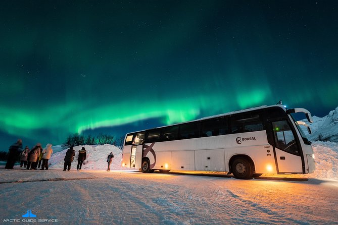 - Northern Lights Chase with Photo Package Included - Guides who make the difference