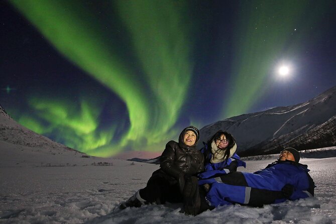 Northern Lights Chase with Photography from Tromsø - What the photography support really includes