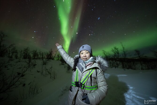 Northern Lights Guided Bus Tour with Free Photos - Is $106.80 good value?