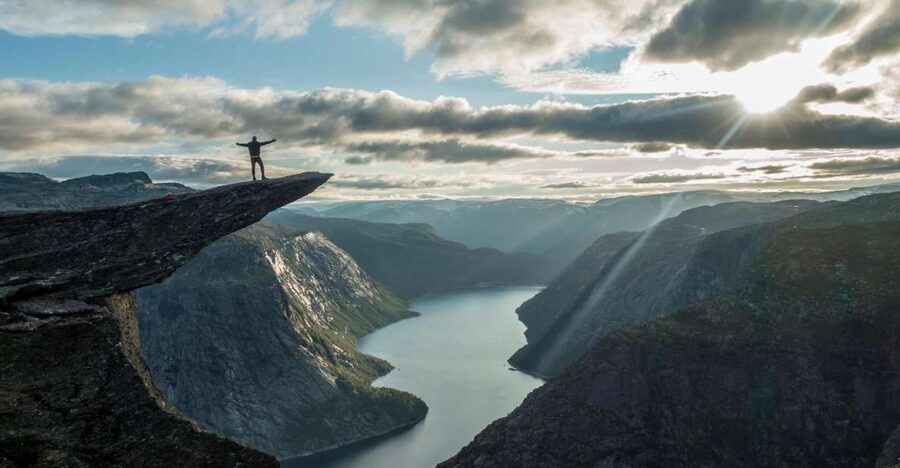 Odda: Trolltunga Via Ferrata, Sunset and Sunrise - The uphill approach to the via ferrata