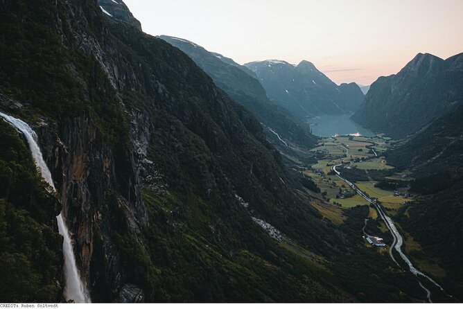 Olden 4 Hour Briksdal Glacier Tour in Briksdalsbreen - From Olden cruise kai into the valley