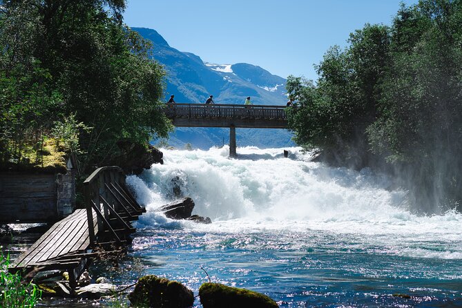 Olden: Fjord e-bike tour - Laukifossen: waterfall views and time for pictures