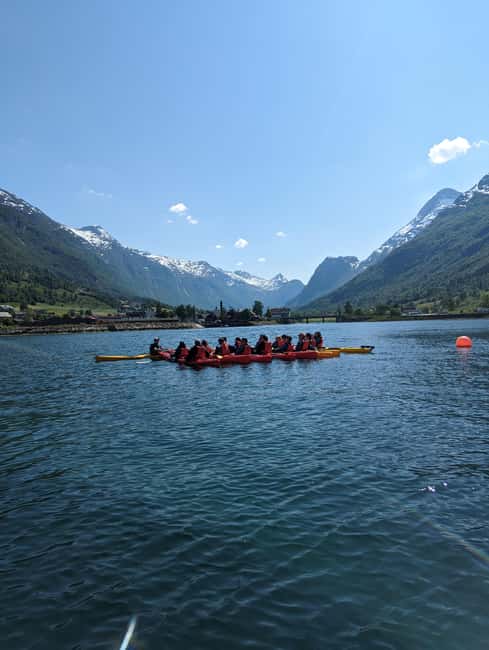 Olden: Guided beginner friendly fjord kayaking.Local company - The first 20 minutes: safety, clothing, and setup